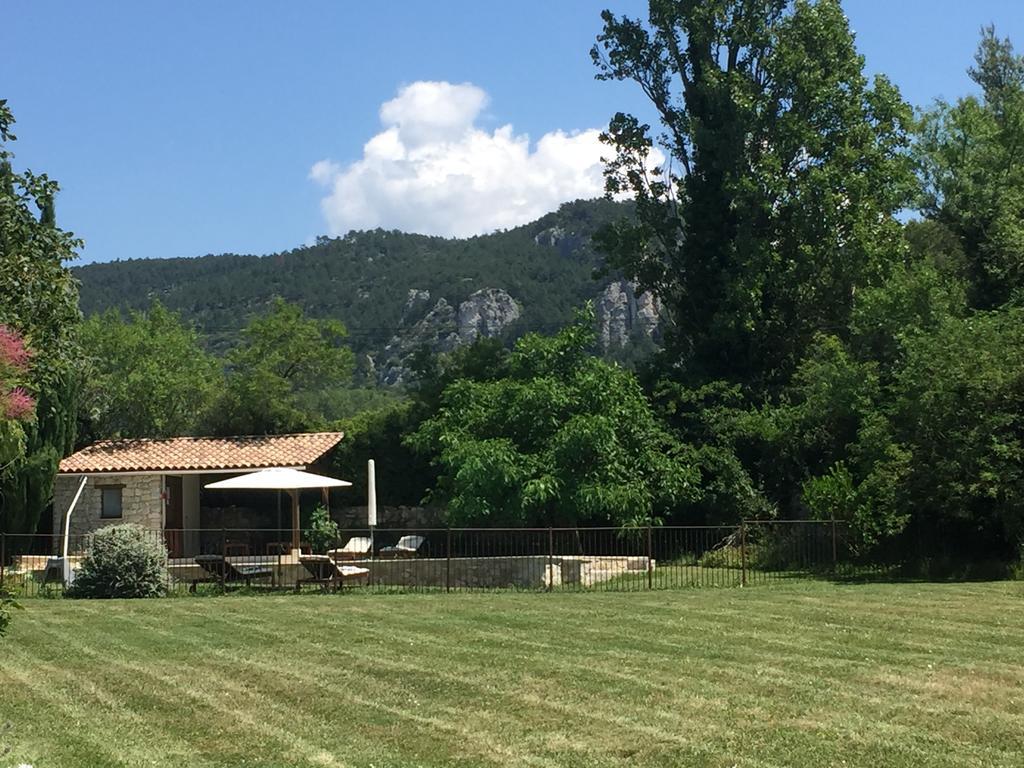 Bed and Breakfast La Ferme Des Belugues Le Barroux Экстерьер фото