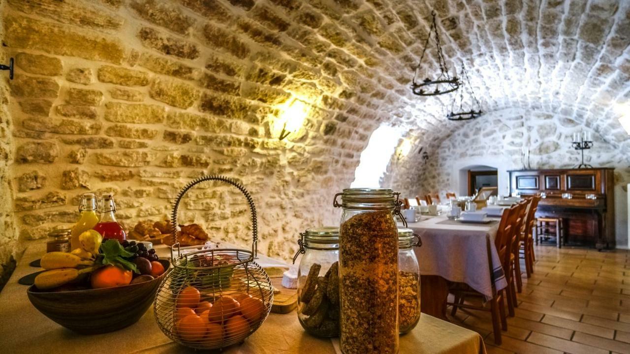 Bed and Breakfast La Ferme Des Belugues Le Barroux Экстерьер фото