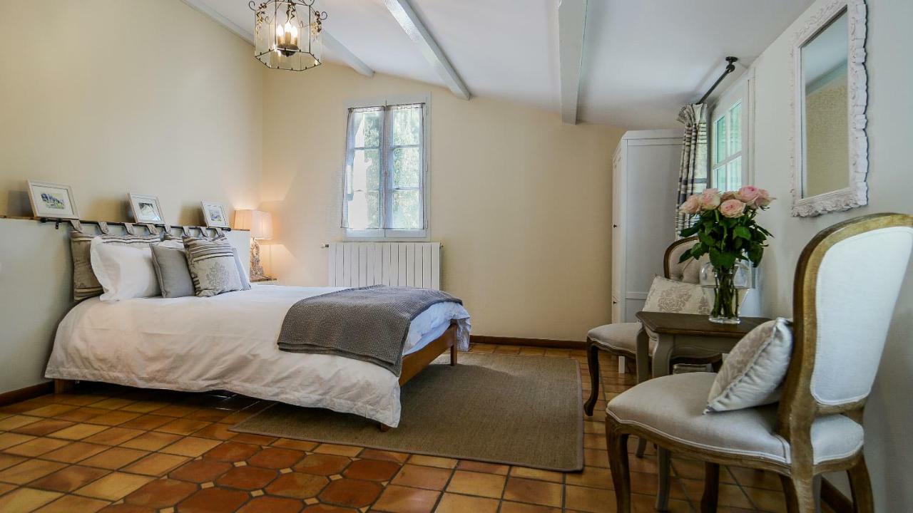 Bed and Breakfast La Ferme Des Belugues Le Barroux Экстерьер фото
